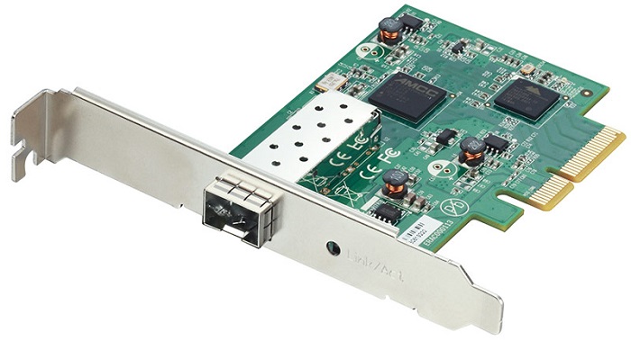 D-Link DXE-810S, 10 Gibabit PCI Express NIC with single SFP+ port 10G Managed with single SFP+ port PCI Express x4 2.0, 5 GT/s compliant NIC PnP, 802.1q VLAN, Flow control, Jumbo Frame 16k Windows 8 (